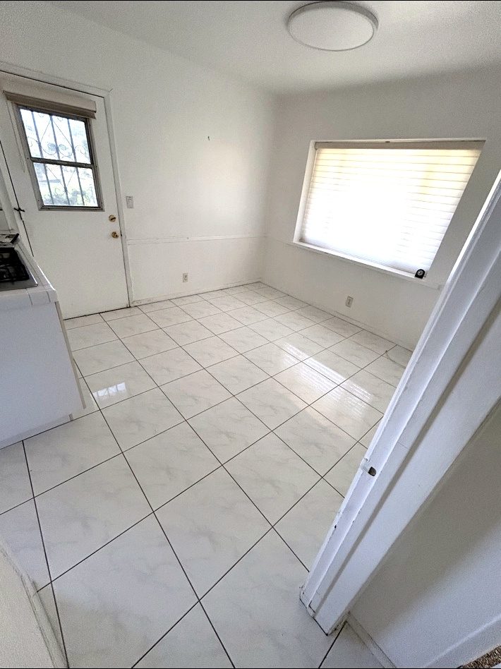 Tile bathroom cleared